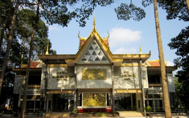 Khám phá bảo tàng văn hóa dân tộc của người Khmer khi du lịch Trà Vinh&nbsp;